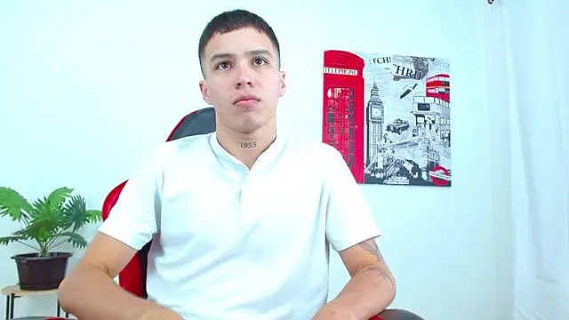 Cumandres18 online show from November 10, 1:54 pm