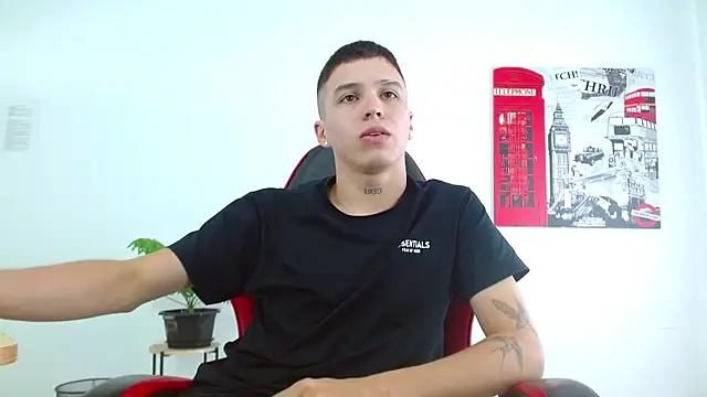 Cumandres18 online show from November 22, 2:16 pm