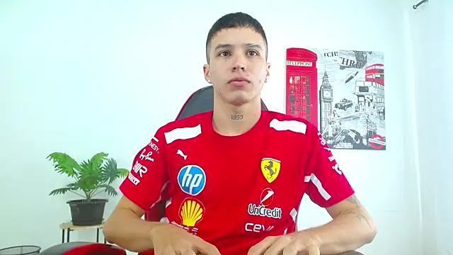 Cumandres18 online show from November 25, 2:06 pm