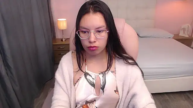 Cherry summer online show from October 21, 11:33 am