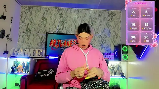 Madison Mujica online show from October 20, 11:32 am