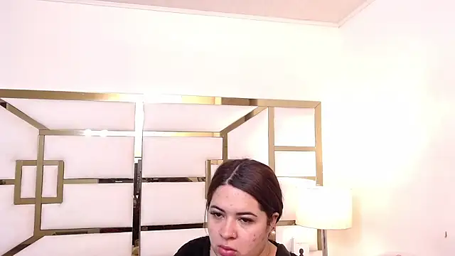 AnniieCarther online show from December 21, 1:18 pm