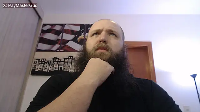 Snapshot of PayMasterGus chatting on September 28, 4:29 am PayMasterGus online show from September 28, 4:29 am