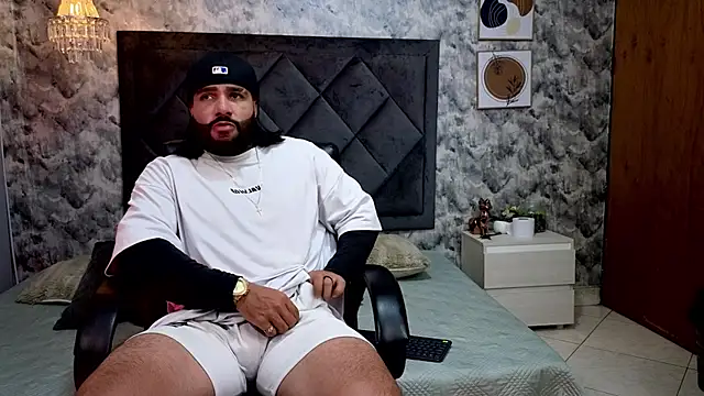 Apolo rousse1 online show from October 3, 9:12 pm