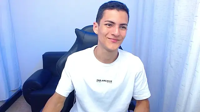 Matiius18 online show from February 13, 1:51 pm