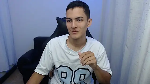 Matiius18 online show from February 23, 2:03 pm