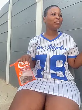 BQueen223 online show from February 28, 1:56 pm