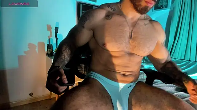 Snapshot of mason_fit chatting on October 22, 4:24 am mason fit online show from October 22, 4:24 am