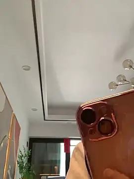 zhizhinaigai online show from December 19, 6:20 am