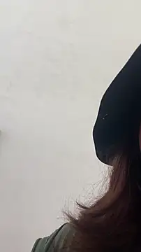 zhizhinaigai online show from April 11, 7:45 am