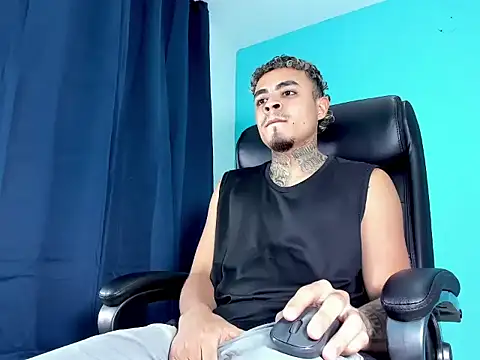 Snapshot of freyva chatting on September 13, 11:37 pm freyva online show from September 13, 11:37 pm