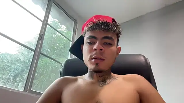 Snapshot of freyva chatting on December 2, 8:04 pm freyva online show from December 2, 8:04 pm