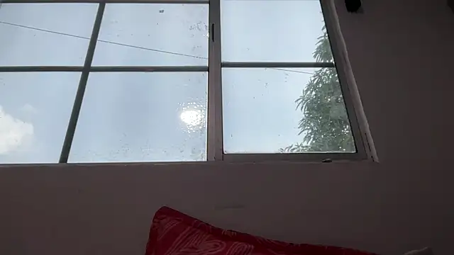 freyva online show from January 5, 9:40 pm