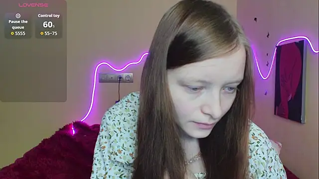 Snapshot of AliceHaris chatting on October 7, 1:14 am AliceHaris online show from October 7, 1:14 am