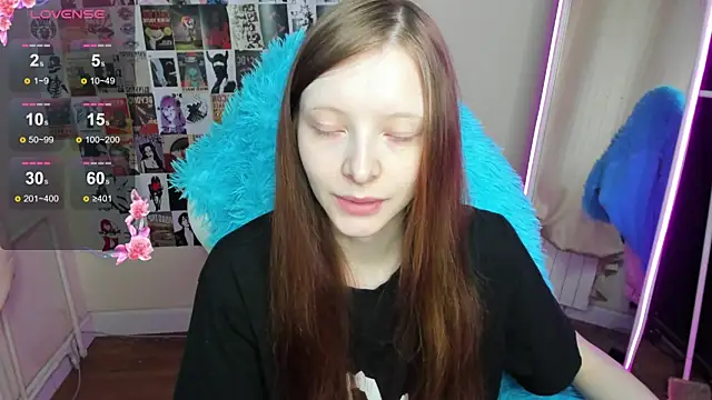 Snapshot of AliceHaris chatting on November 27, 3:08 am AliceHaris online show from November 27, 3:08 am