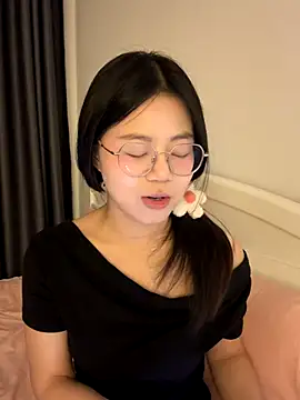 Ella-A9 online show from September 9, 4:39 pm