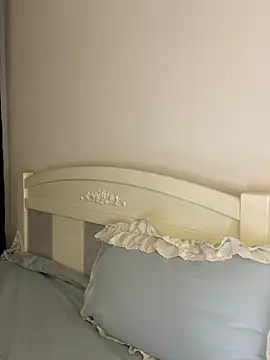 Ella-A9 online show from November 1, 3:25 pm