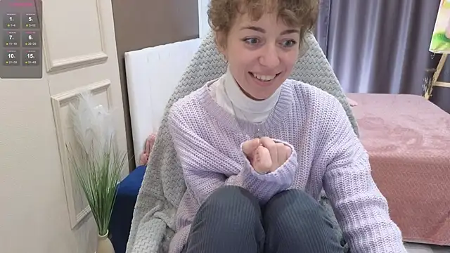 daniellia  online show from September 17, 8:05 am