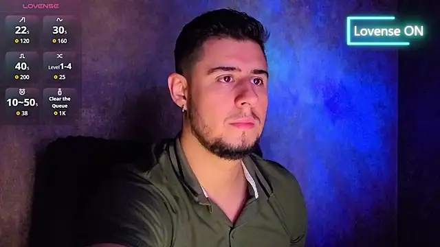 Snapshot of ryan_evanss chatting on September 22, 1:02 pm ryan evanss online show from September 22, 1:02 pm