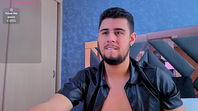 Snapshot of ryan_evanss chatting on October 2, 5:31 pm ryan evanss online show from October 2, 5:31 pm