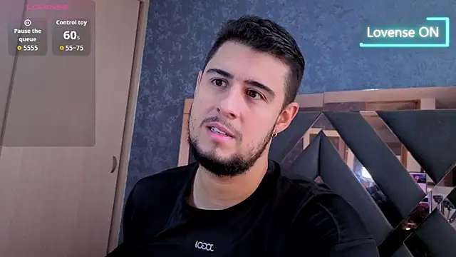 Snapshot of ryan_evanss chatting on October 5, 12:25 pm ryan evanss online show from October 5, 12:25 pm