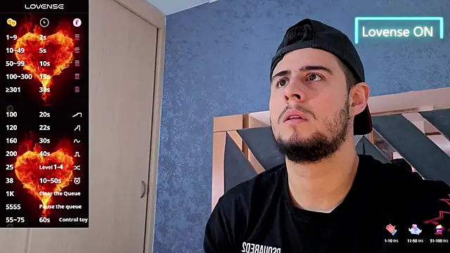 Snapshot of ryan_evanss chatting on October 7, 11:29 am ryan evanss online show from October 7, 11:29 am