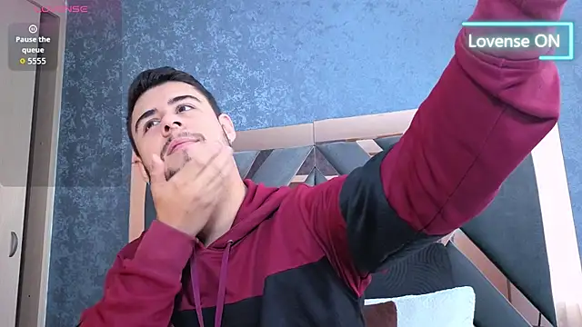 Snapshot of ryan_evanss chatting on October 23, 11:53 am ryan evanss online show from October 23, 11:53 am