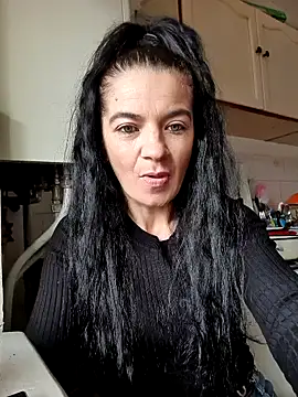 Snapshot of alinaalinutzq chatting on December 17, 12:55 pm alinaalinutzq online show from December 17, 12:55 pm