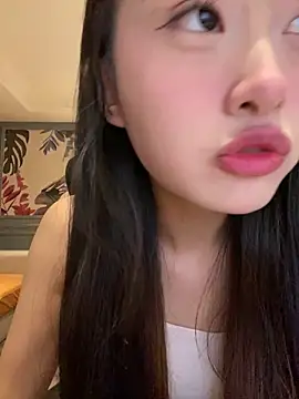 MengMeng0515 online show from April 8, 1:55 pm