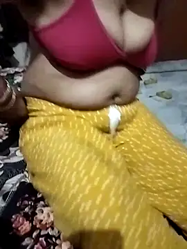 beena01 online show from April 18, 8:20 pm