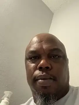 Snapshot of devon3421 chatting on November 12, 5:57 pm devon3421 online show from November 12, 5:57 pm