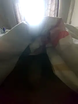 Snapshot of T-bones23 chatting on December 4, 8:01 am T-bones23 online show from December 4, 8:01 am