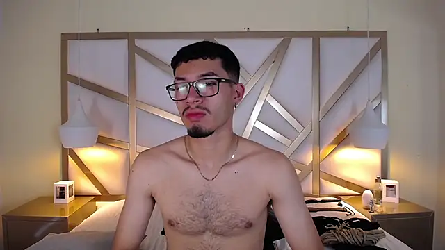 Snapshot of Jaxon_Carter chatting on October 6, 9:34 pm Jaxon Carter online show from October 6, 9:34 pm