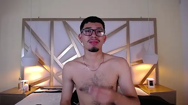 Snapshot of Jaxon_Carter chatting on October 21, 8:53 pm Jaxon Carter online show from October 21, 8:53 pm