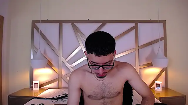 Snapshot of Jaxon_Carter chatting on October 29, 11:06 pm Jaxon Carter online show from October 29, 11:06 pm