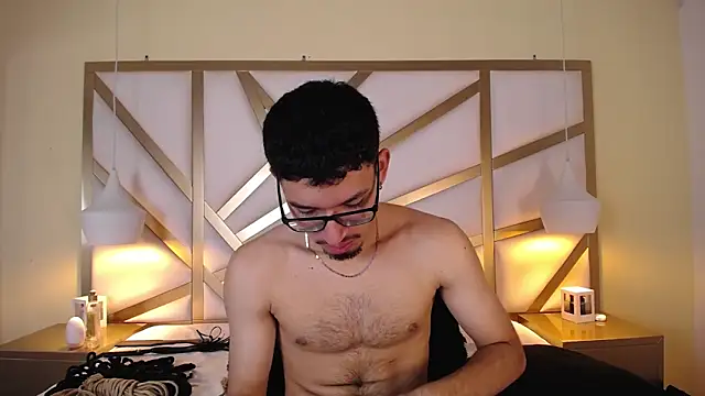 Snapshot of Jaxon_Carter chatting on November 10, 10:42 pm Jaxon Carter online show from November 10, 10:42 pm