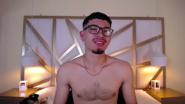 Snapshot of Jaxon_Carter chatting on November 25, 9:04 pm Jaxon Carter online show from November 25, 9:04 pm