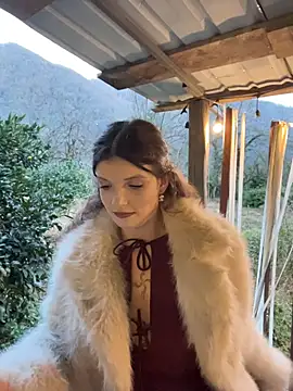 Snapshot of FoxStudioSex chatting on December 3, 1:42 pm FoxStudioSex online show from December 3, 1:42 pm