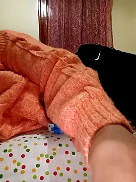 Mroma89six online show from December 4, 11:46 pm