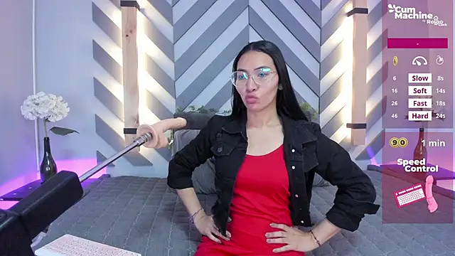 Snapshot of lucyy_liiuu chatting on September 25, 1:15 pm lucyy liiuu online show from September 25, 1:15 pm