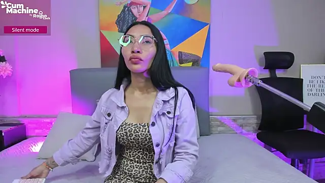 Snapshot of lucyy_liiuu chatting on September 27, 1:05 pm lucyy liiuu online show from September 27, 1:05 pm