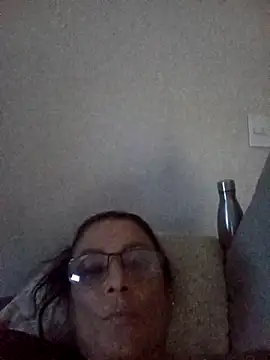 Snapshot of jadecristina chatting on February 23, 12:09 am jadecristina online show from February 23, 12:09 am