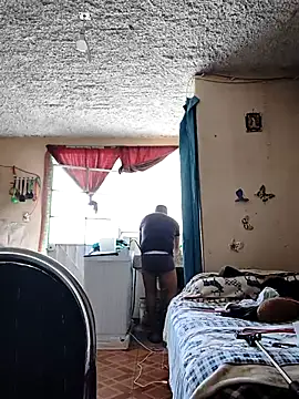 Snapshot of mexosito27 chatting on December 14, 4:45 pm mexosito27 online show from December 14, 4:45 pm