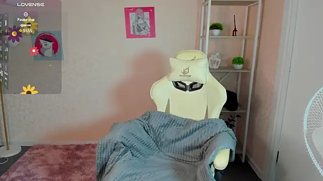 Snapshot of R0cket_bunny chatting on September 9, 1:05 am R0cket bunny online show from September 9, 1:05 am