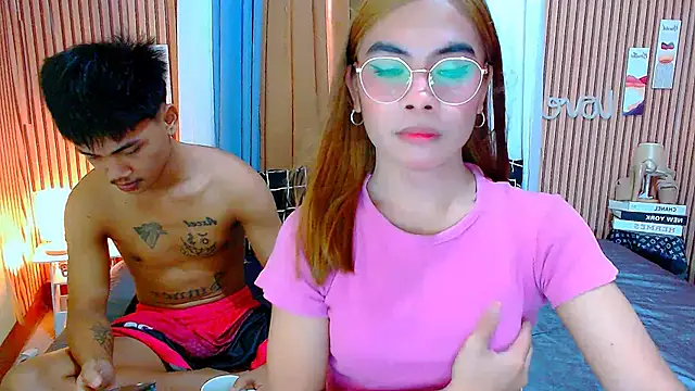 mikhaylahanderson online show from November 9, 4:55 am