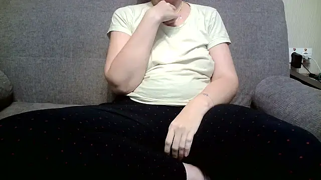 GraceInfinity online show from November 14, 2:27 pm