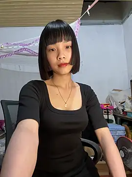 andymi1 online show from April 1, 1:41 pm