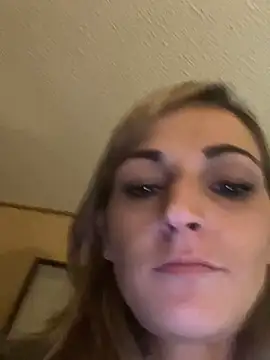 nicole9666 online show from November 19, 3:17 am