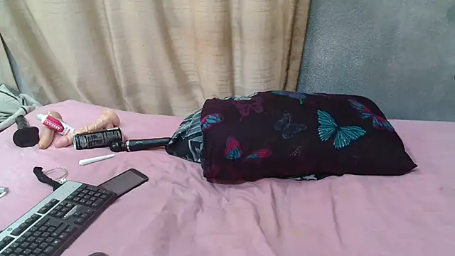 curvydarckcohocolate online show from February 11, 5:56 am