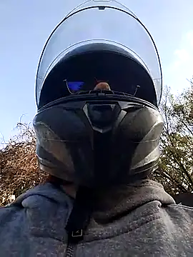 Pamelamiler   online show from February 11, 12:10 pm